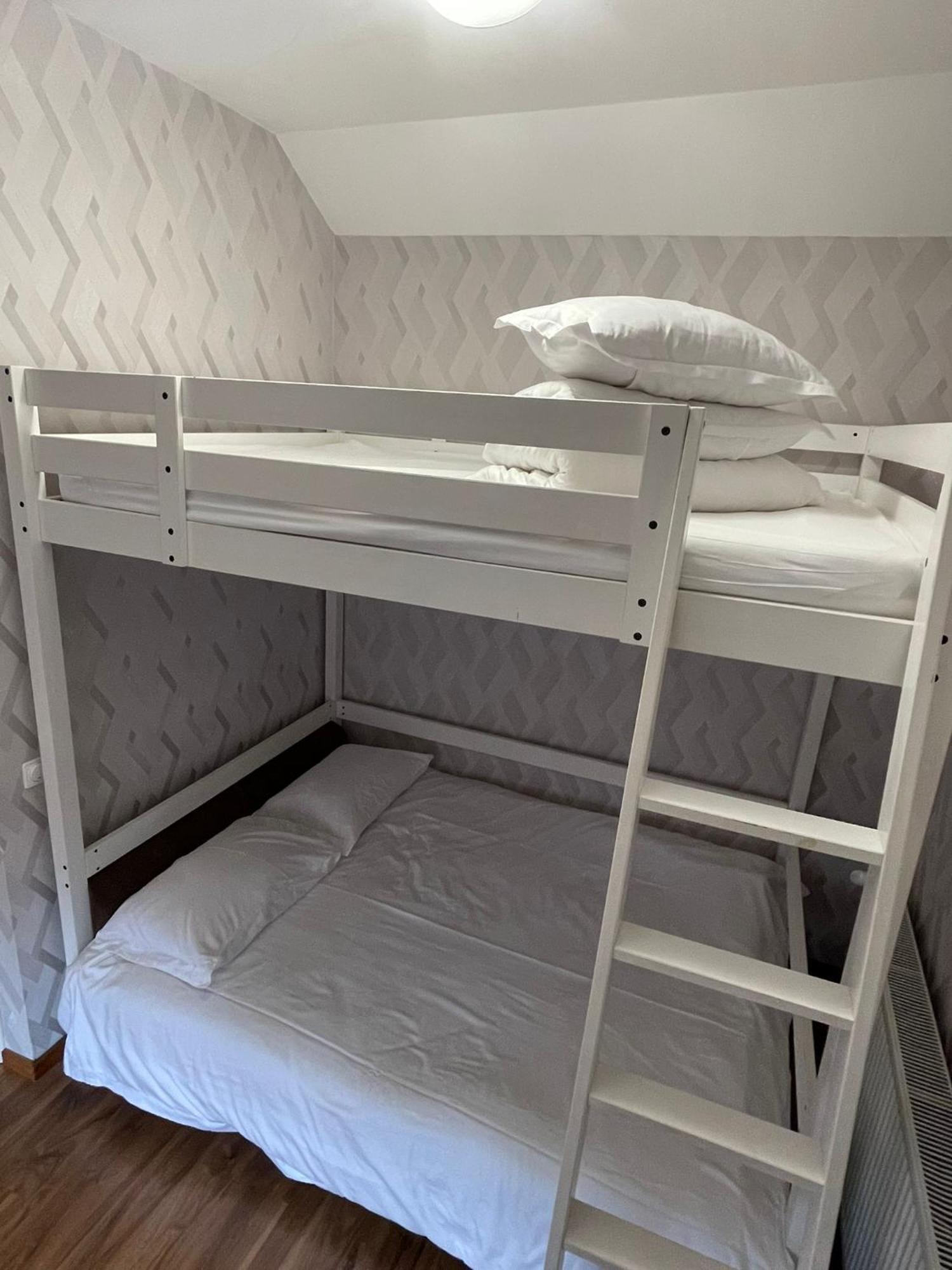 Real Home 1 Sibiu Bagian luar foto