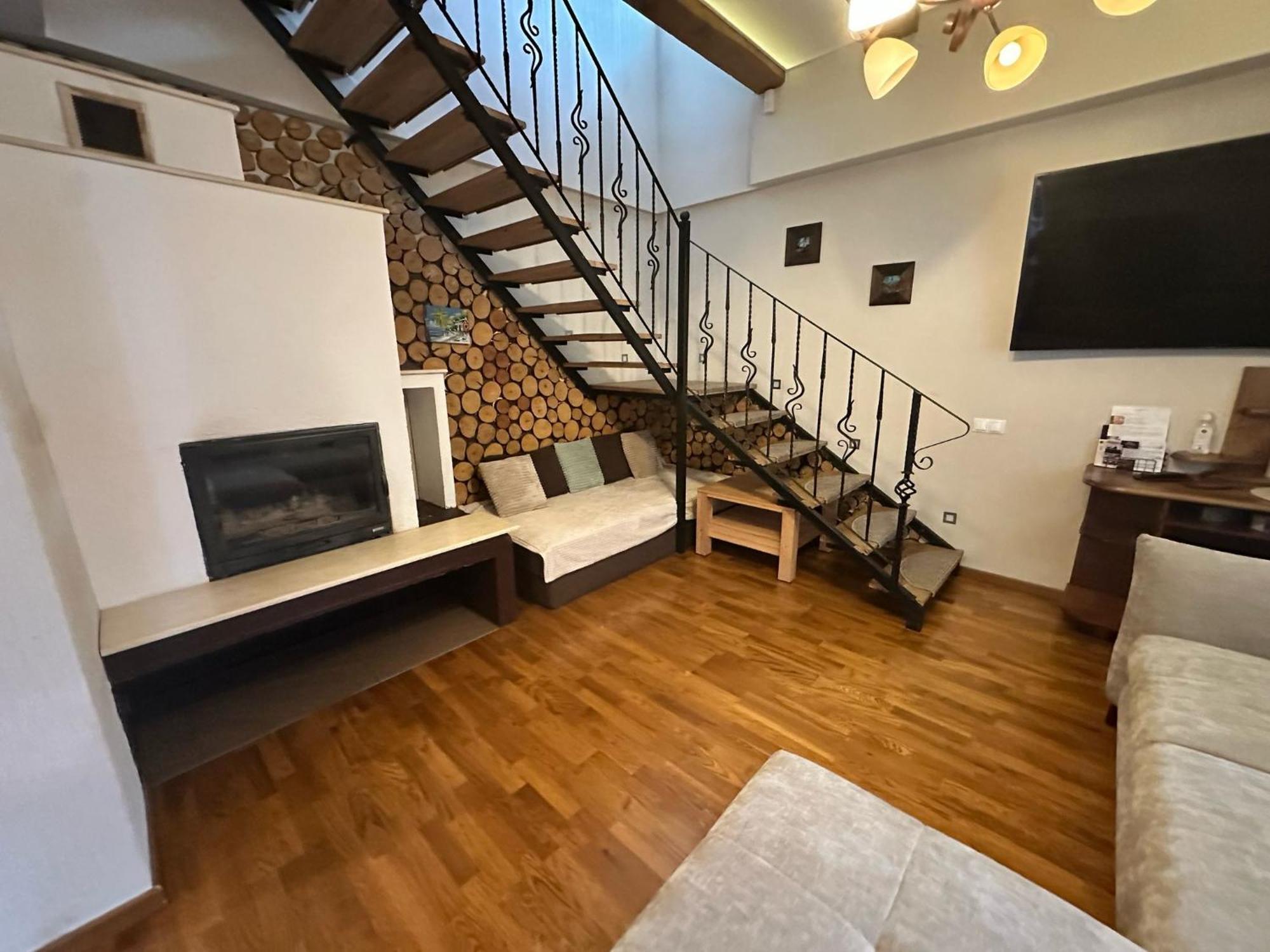 Real Home 1 Sibiu Bagian luar foto