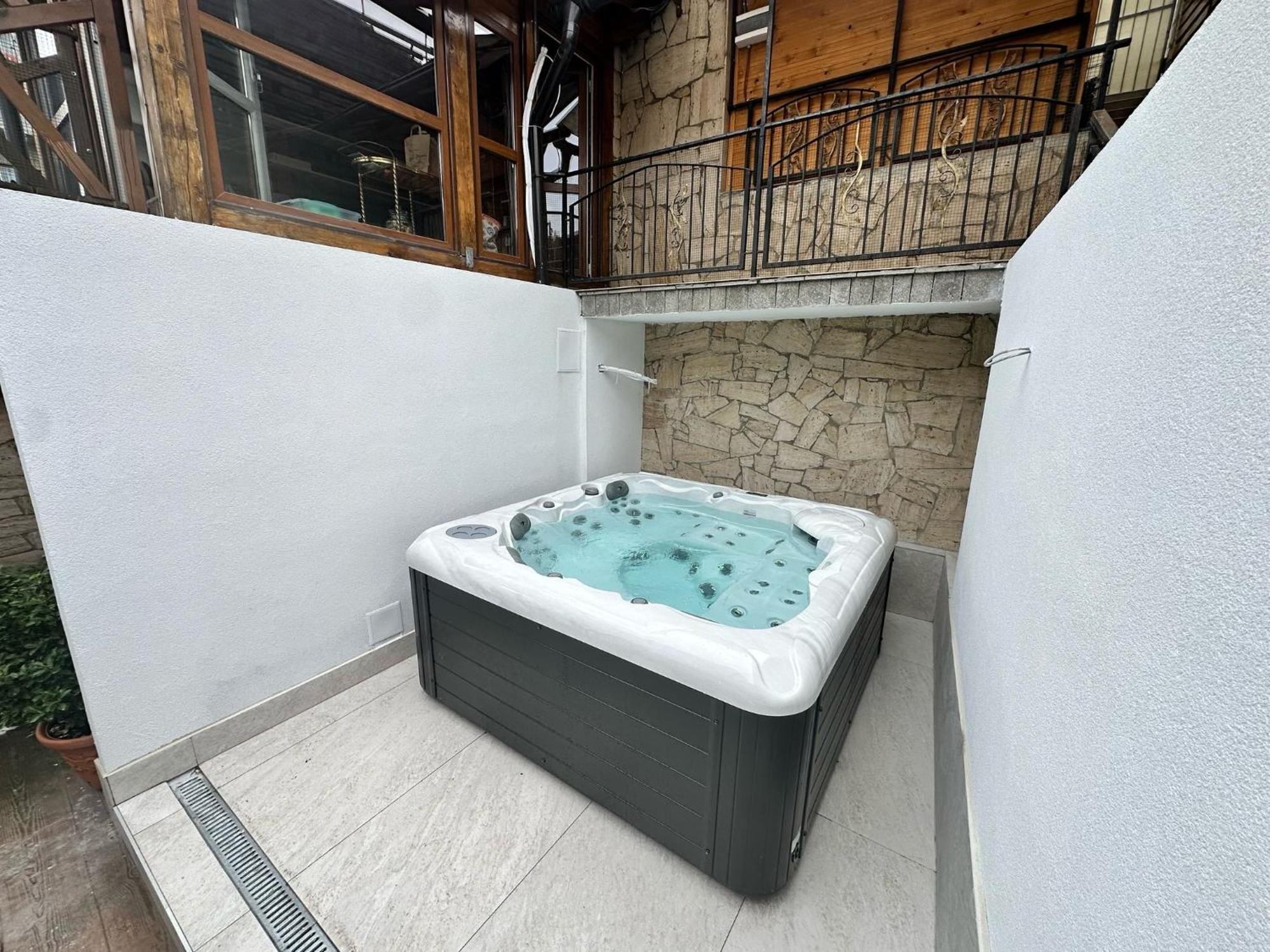 Real Home 1 Sibiu Bagian luar foto