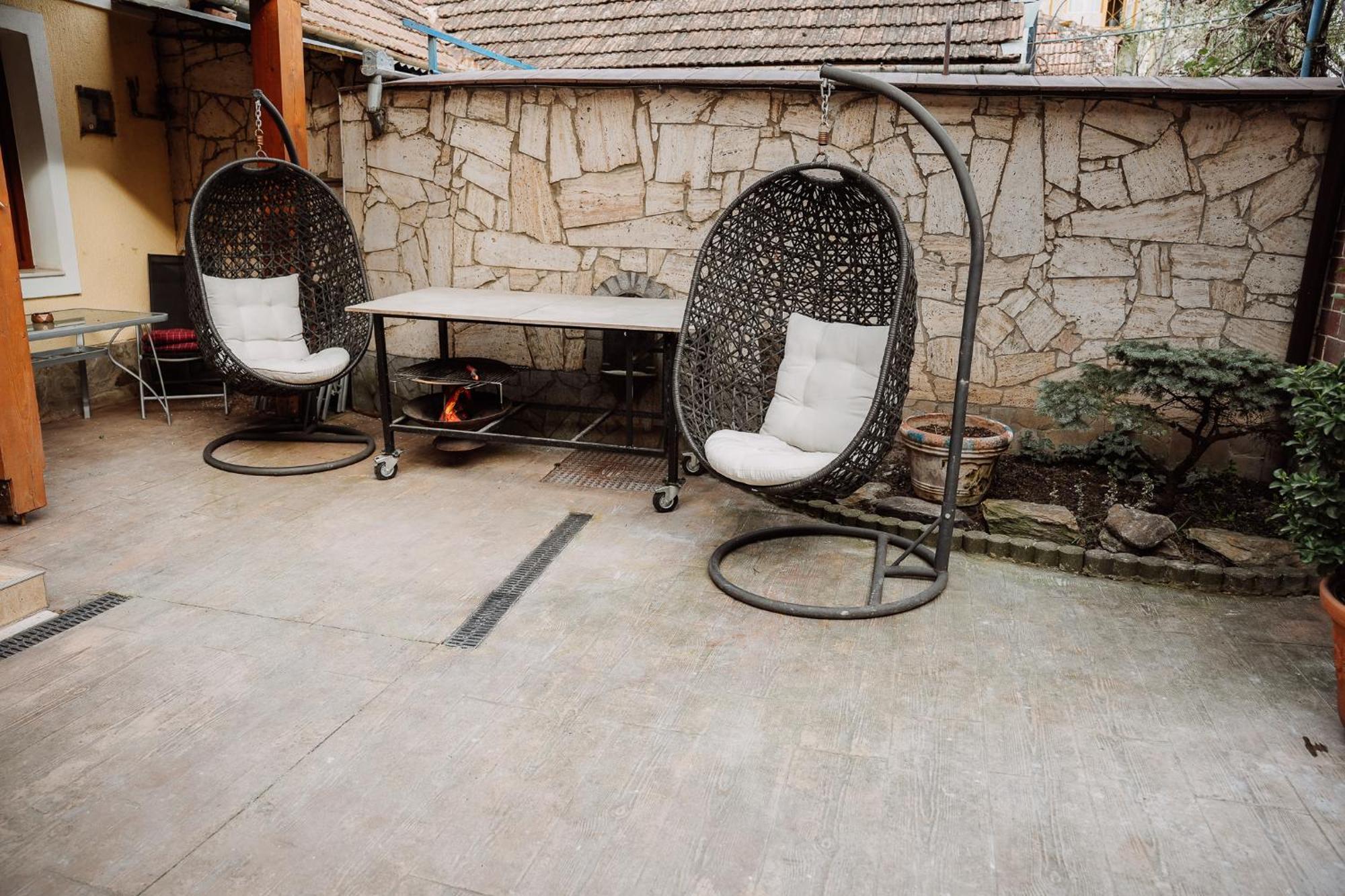 Real Home 1 Sibiu Bagian luar foto