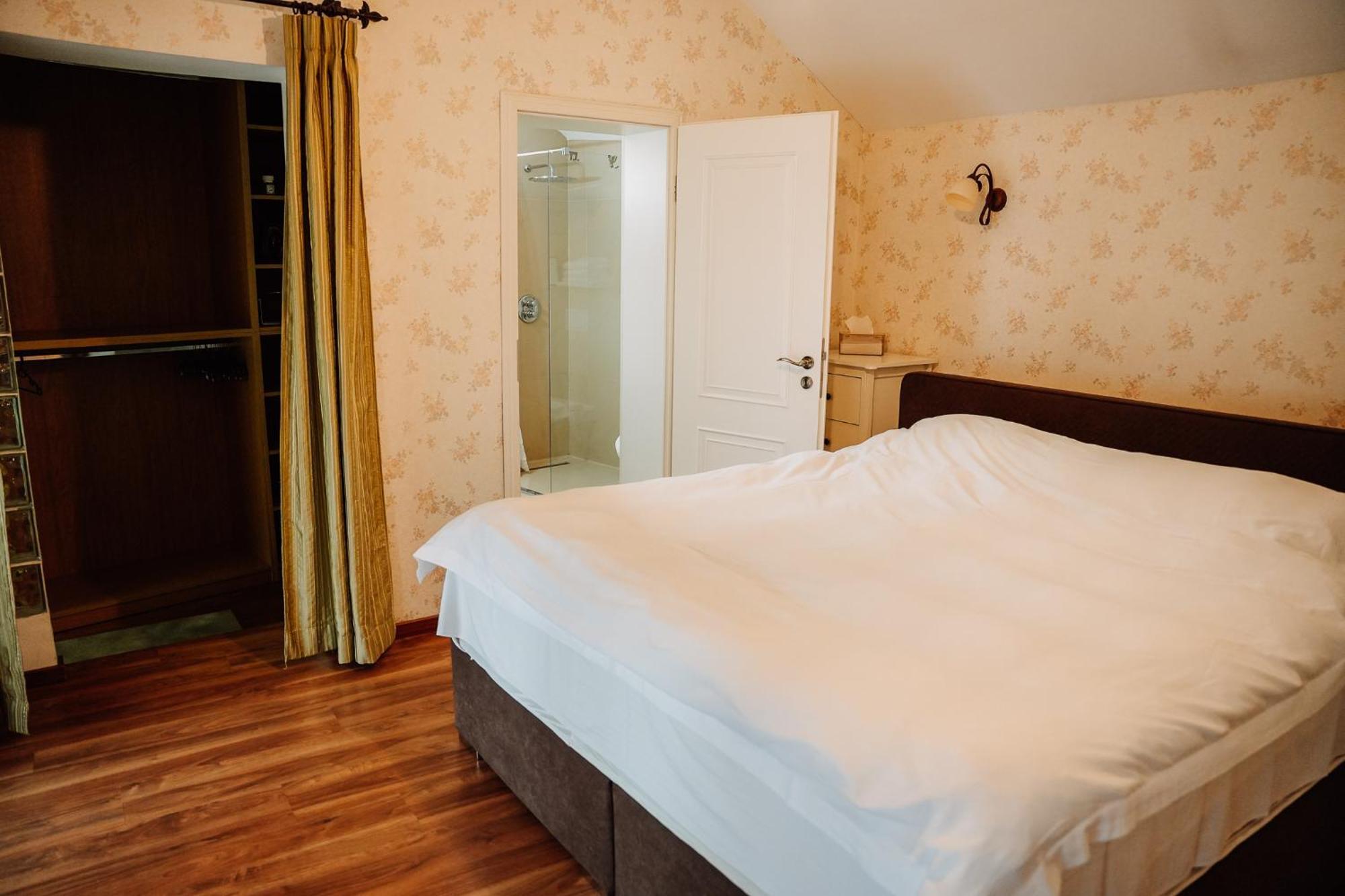 Real Home 1 Sibiu Bagian luar foto