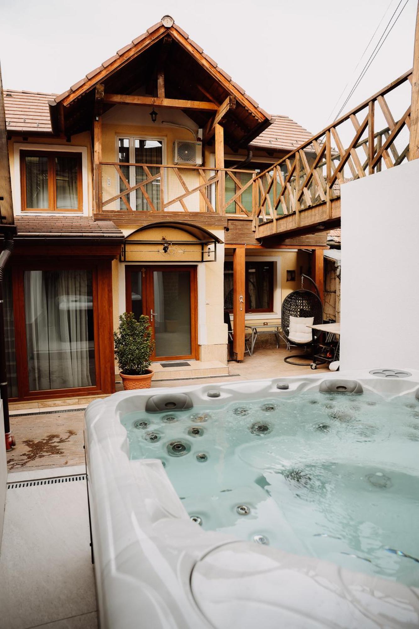 Real Home 1 Sibiu Bagian luar foto